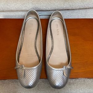 authentic prada flats / ballerinas